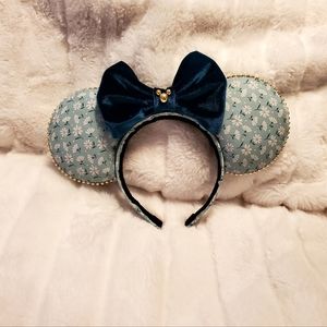 Floral Mouse Ears Headband. NWOT